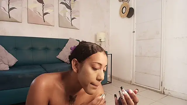 flavia cruz online show from January 7, 2026, 7:05 pm