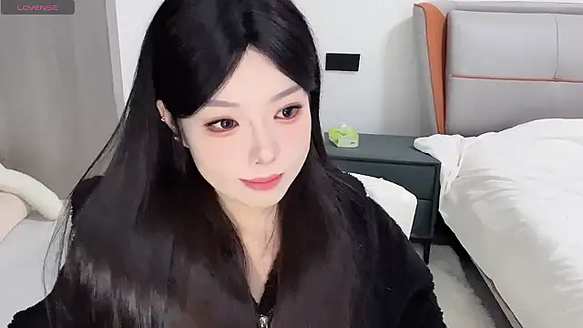 Q-ing online show from December 3, 2024, 1:08 am