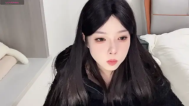 Q-ing online show from December 3, 2024, 4:14 am