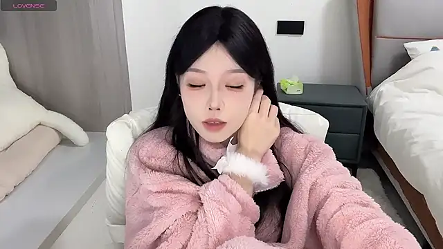 Q-ing online show from December 4, 2024, 5:05 am