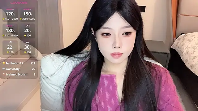 Q-ing online show from December 12, 2024, 5:48 pm