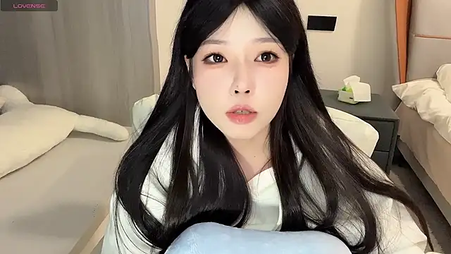 Q-ing online show from December 31, 2024, 9:39 pm