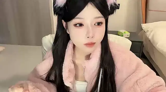 Q-ing online show from January 2, 2025, 1:49 am