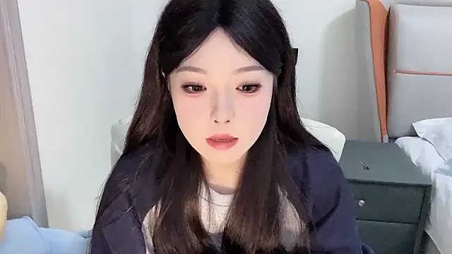 Q-ing online show from January 24, 2025, 7:49 pm