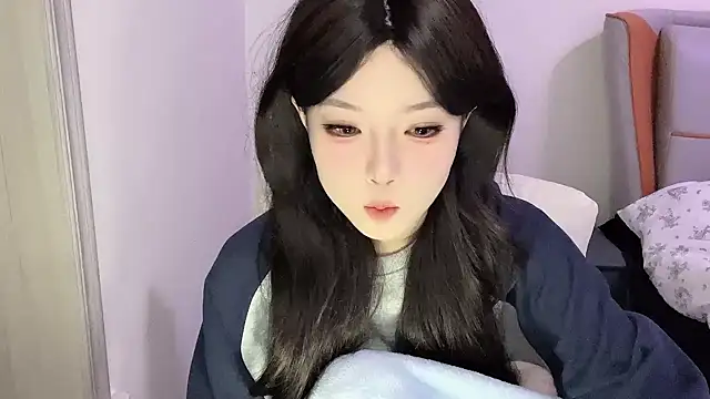 Q-ing online show from March 5, 2025, 9:38 am