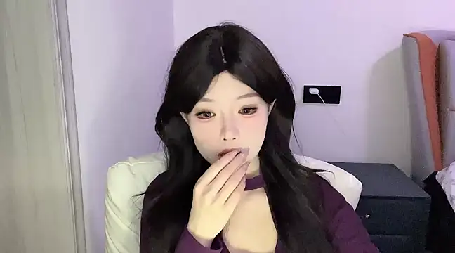 Q-ing online show from March 6, 2025, 7:36 am