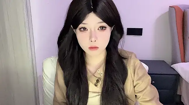 Q-ing online show from March 10, 2025, 11:21 am