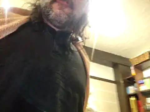 stavroun online show from November 13, 2025, 3:38 am