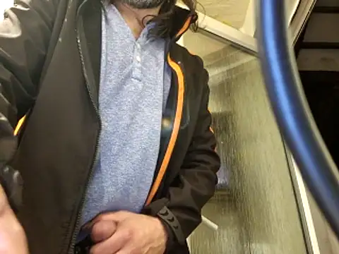 stavroun online show from December 1, 2025, 10:37 pm