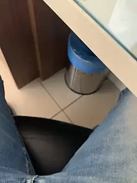 Snapshot of smithrosinha chatting on January 14, 2025, 5:56 pm smithrosinha online show from January 14, 2025, 5:56 pm