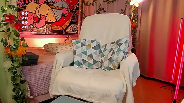 Snapshot of _Forest_Lina_ chatting on February 8, 2025, 4:14 pm Forest Lina online show from February 8, 2025, 4:14 pm