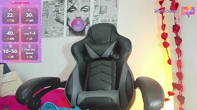 MEGANTARLY09 online show from March 11, 2025, 5:49 am