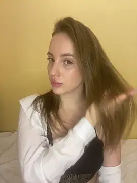 Snapshot of EdnaBradley chatting on February 16, 2026, 8:16 pm EdnaBradley online show from February 16, 2026, 8:16 pm