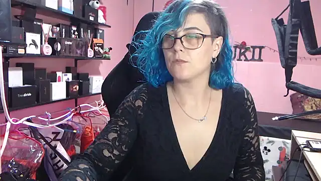 sukii93 online show from March 12, 2026, 9:32 pm