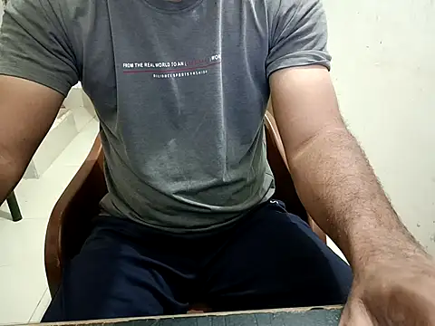 Controlforyou1 online show from October 18, 2025, 4:26 am