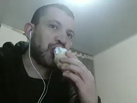 camiloking1720 online show from January 20, 2025, 12:36 am