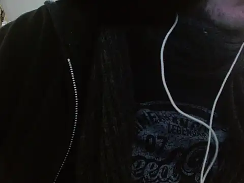 camiloking1720 online show from October 10, 2025, 11:26 pm