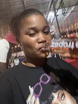 cardibabe online show from April 3, 2026, 11:14 pm