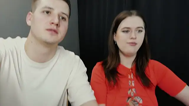 Pinku kitsune online show from February 9, 2025, 1:35 pm