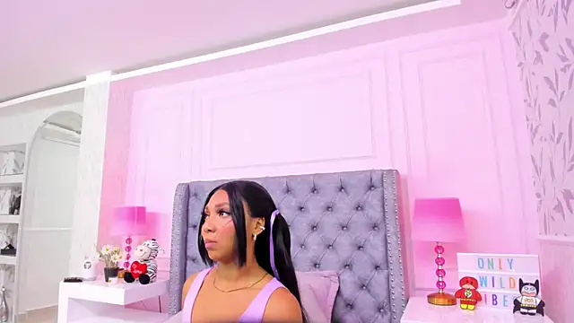 HaileeRoberts online show from March 4, 2025, 12:12 pm