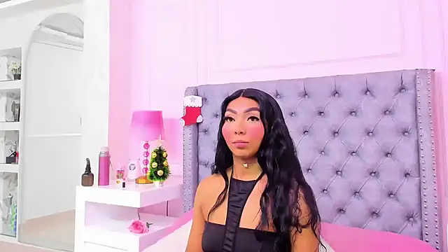 HaileeRoberts online show from November 20, 2025, 12:27 pm