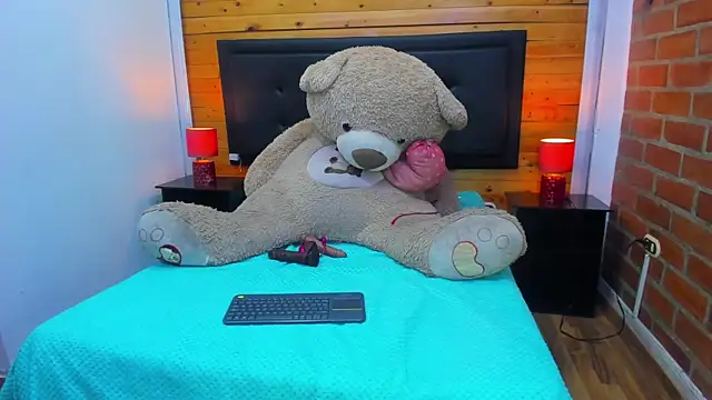 Dulcex69 online show from March 3, 2025, 12:05 pm