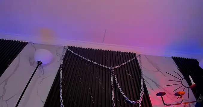 ALICEPOIXXXON online show from March 27, 2026, 6:19 am