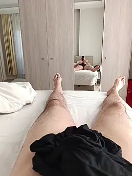 istanbullbogasi online show from October 30, 2025, 5:31 am