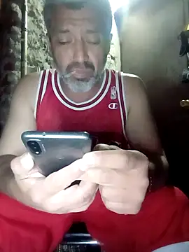 rodrig6987 1 online show from October 11, 2025, 3:28 am