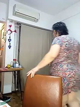 Snapshot of Sole_Love chatting on February 27, 2025, 12:45 pm Sole Love online show from February 27, 2025, 12:45 pm