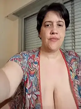 Snapshot of Sole_Love chatting on September 11, 2025, 1:39 am Sole Love online show from September 11, 2025, 1:39 am