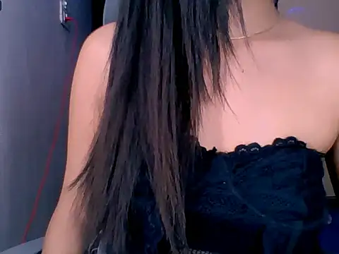 Nicole-wallace online show from April 8, 2026, 7:03 pm