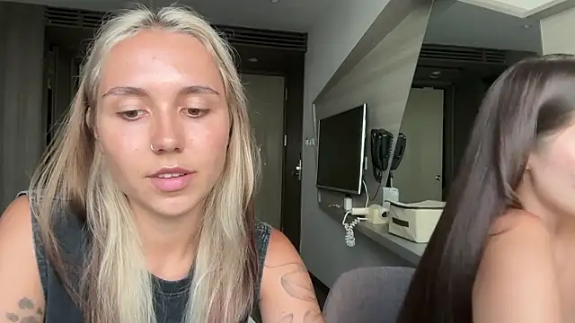 domDani subMay online show from March 8, 2026, 8:29 am