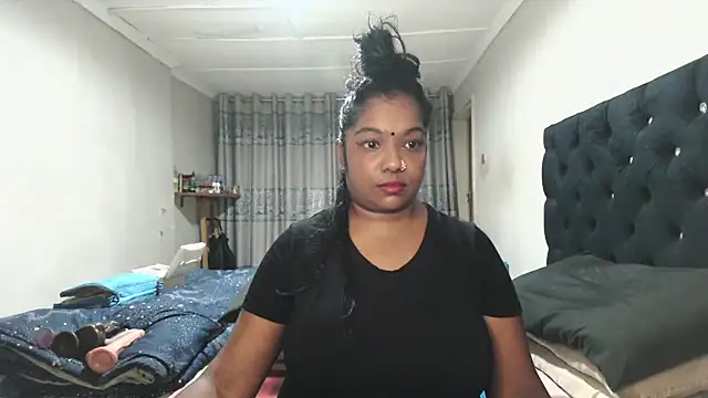 Indianmayaxoxo online show from March 14, 2026, 4:45 pm