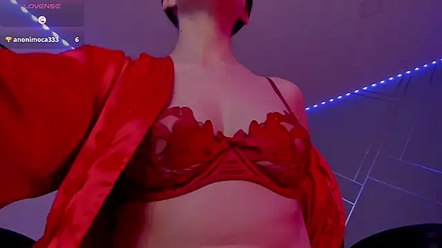 Ich Bin Julia online show from February 1, 2025, 6:40 pm