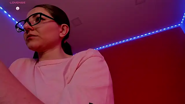 Ich Bin Julia online show from April 24, 2026, 10:07 am