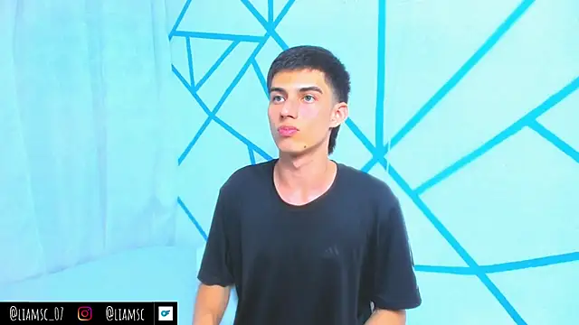 liam scott77 online show from October 30, 2025, 9:48 pm