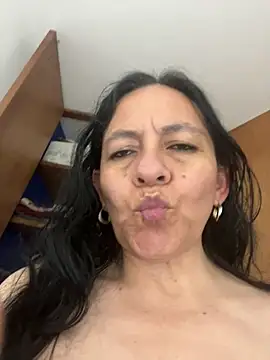 Freya Artemisa online show from February 27, 2025, 5:45 am