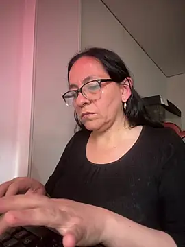 Freya Artemisa online show from February 18, 2026, 7:10 pm