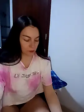 renata hot1 online show from January 28, 2025, 12:22 pm