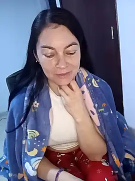 renata hot1 online show from February 4, 2025, 5:31 am