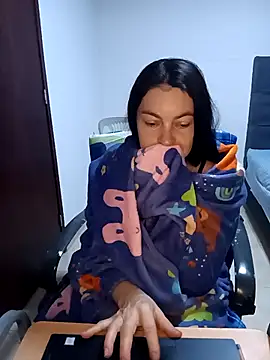 renata hot1 online show from February 13, 2025, 5:05 am