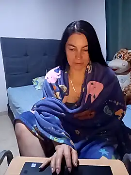 renata hot1 online show from March 18, 2025, 4:58 am