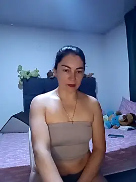 renata hot1 online show from October 29, 2025, 10:33 pm