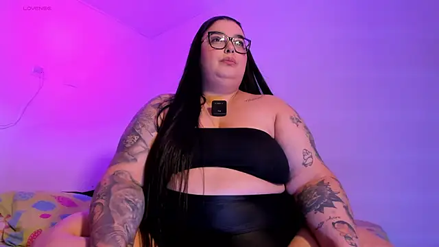 Snapshot of Apriilpeach_ chatting on November 10, 2025, 11:26 pm Apriilpeach online show from November 10, 2025, 11:26 pm