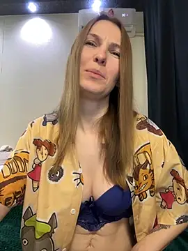 RachelBelI online show from October 12, 2025, 11:37 pm