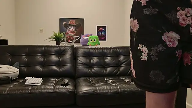 Snapshot of BlueEyedTallGuy94 chatting on October 2, 2025, 1:01 am BlueEyedTallGuy94 online show from October 2, 2025, 1:01 am