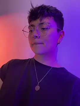 Ashley Chriss online show from December 9, 2024, 2:45 am