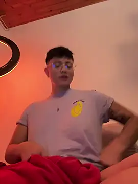 Ashley Chriss online show from January 11, 2025, 3:02 am