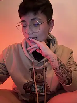 Ashley Chriss online show from January 24, 2025, 7:41 am